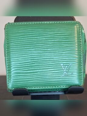 Louis Vuitton Green Epi Leather Porte-Monnaie Coin Purse | Authentic Vintage
